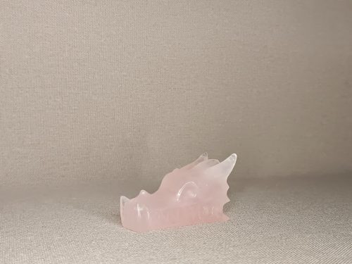 Dragon de cristal en quartz rose harmonisant amour apaisant