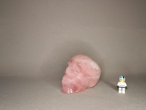 Crâne de cristal en quartz rose 1,49 kg