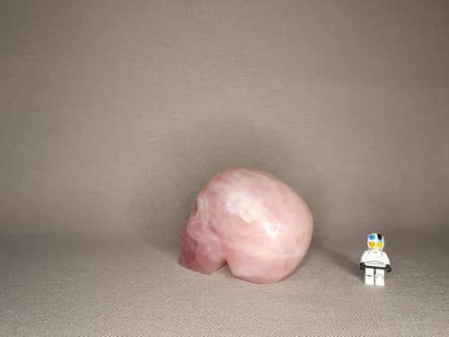 Crâne de cristal en quartz rose 1,49 kg