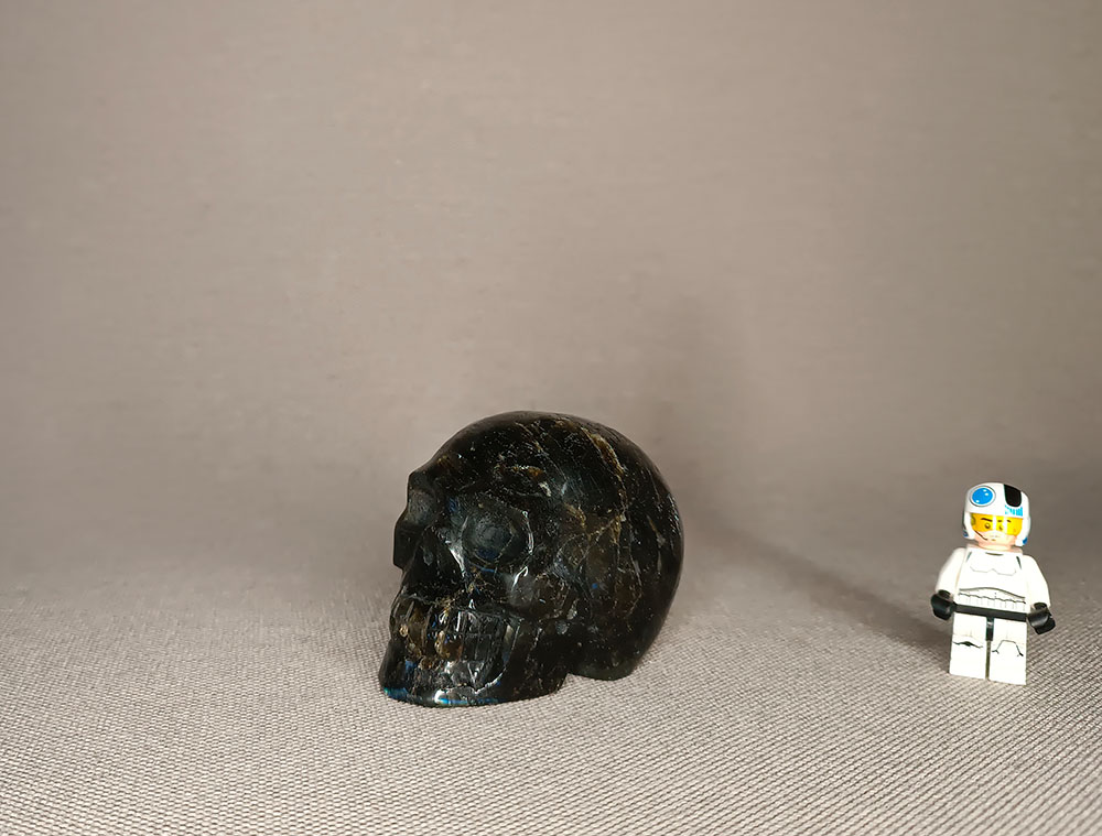 Crâne de cristal en Labradorite 330 grammes