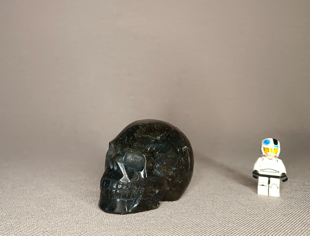 Crâne de cristal en Labradorite 335 grammes
