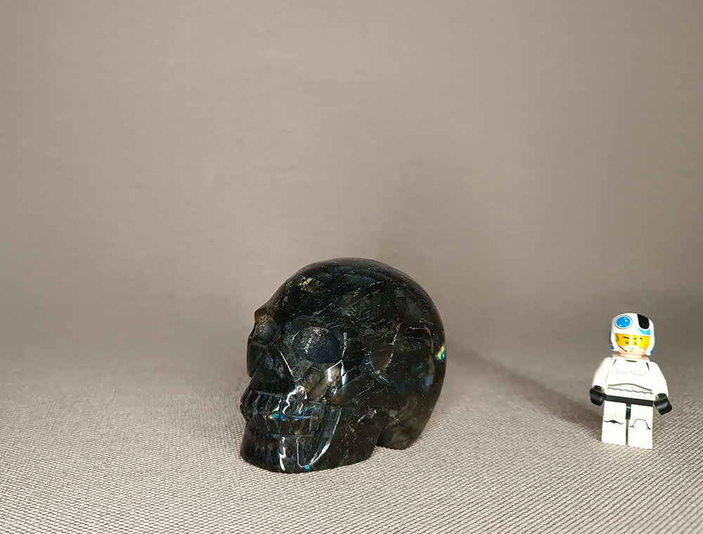 Crâne de cristal en Labradorite 375 grammes