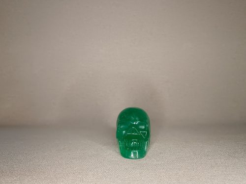 Crâne en fluorite verte chakra du coeur libération des émotions