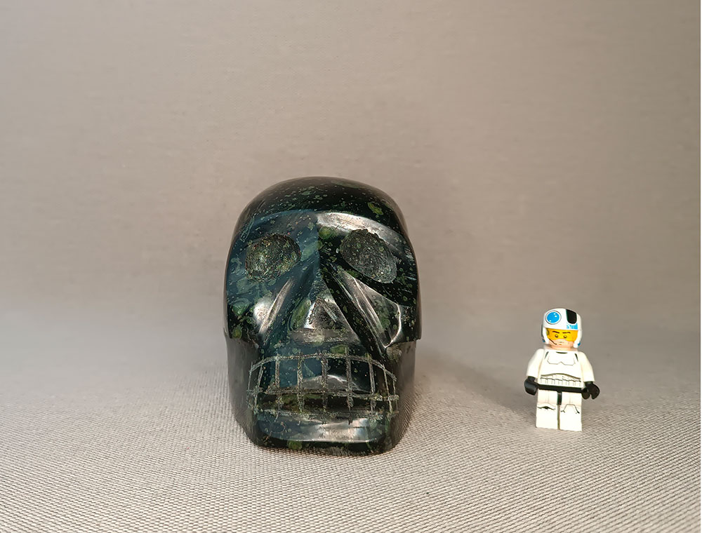 Crâne de cristal en Jaspe kambamba 1,44 kg